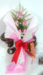 Handbouquet Mawar Pink+Chocolate Di Jakarta 085959000628 Kode:bi-hb-26