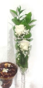 Handbouquet Mawar Putih Di Tangerang 085959000628 bi-hb-32