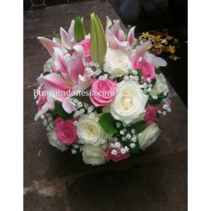 Bunga Vase Mawar Mix Lily Di Bekasi 085959000628 Kode : Bi-bv-27