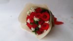 Handbuket Valentine Mawar Merah 085959000628
