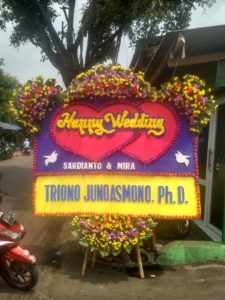 Karangan Bunga Papan Wedding Di Bogor 085959000628
