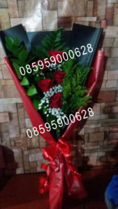 Bunga Mawar Merah Valentine Di Jakarta